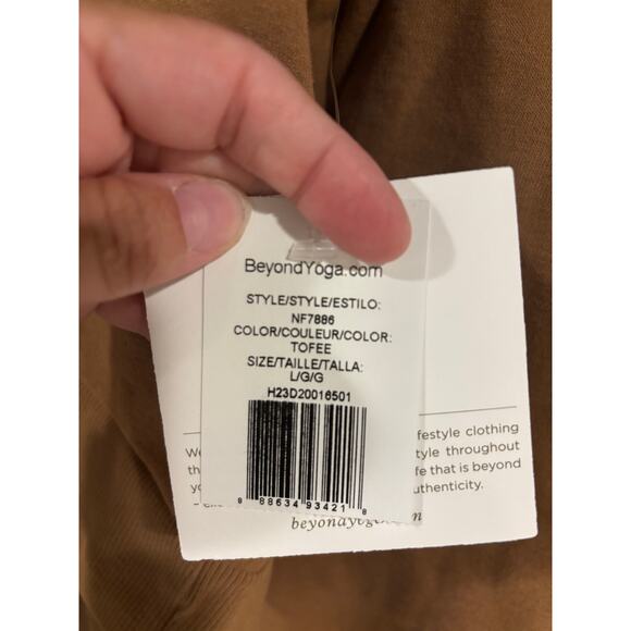 NWT Beyond Yoga Uplift Cropped Sweatshirt Large - Picture 8 of 8